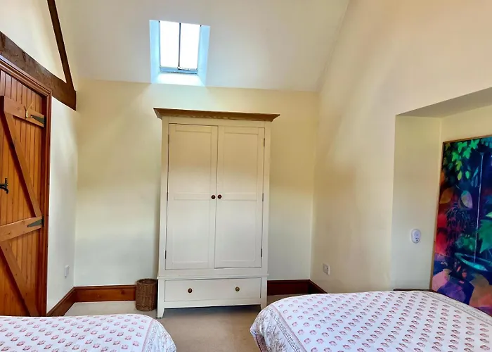 Abenhall Cottages